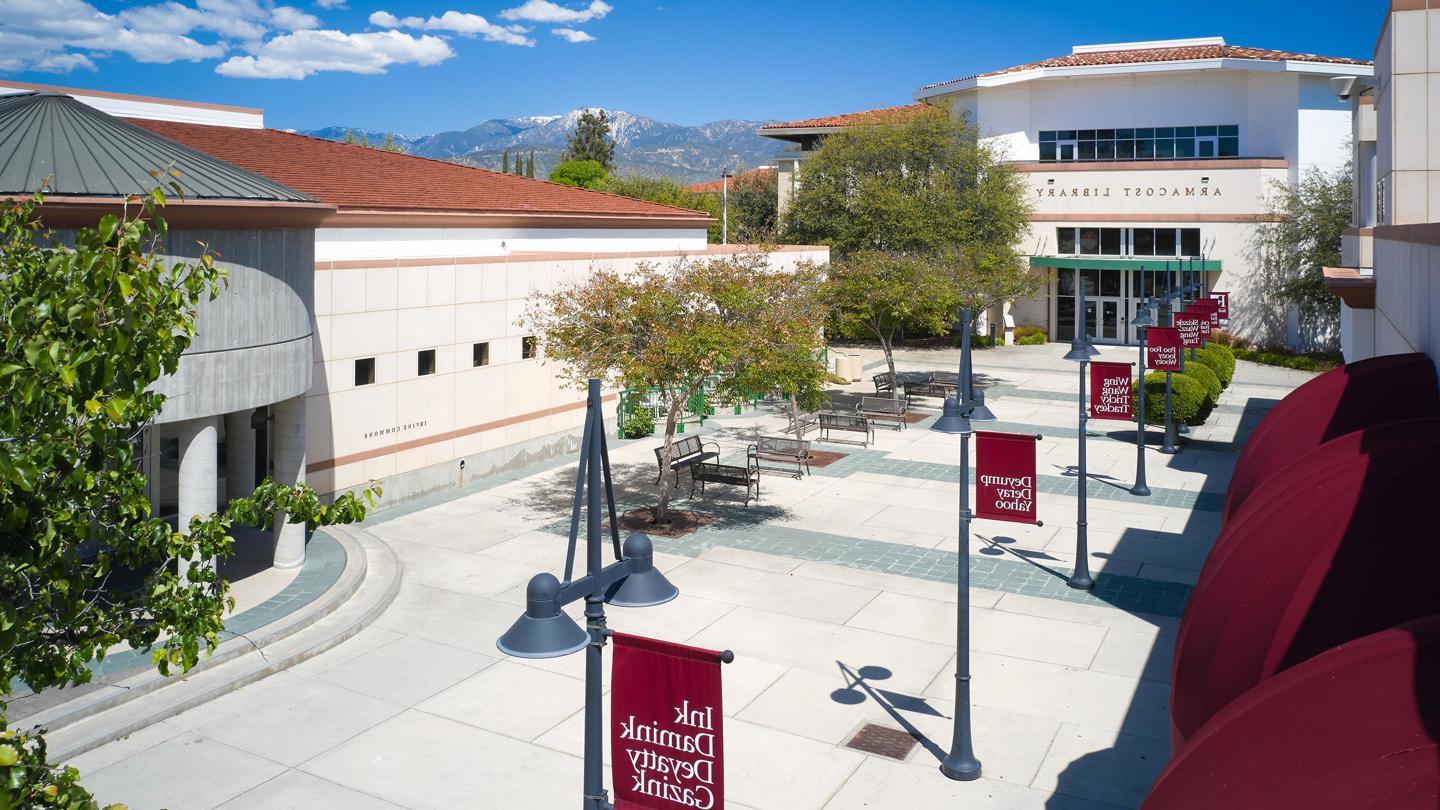 Media masthead - View of Library in Hunsaker Plaza